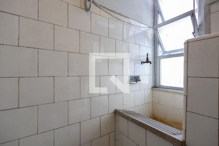 Apartamento à venda com 43m², 1 quarto e sem vaga Apartamento à venda com 43m², 1 quarto e sem vagaCozinha e Área de Serviço
