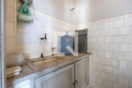 Apartamento à venda com 43m², 1 quarto e sem vaga Apartamento à venda com 43m², 1 quarto e sem vagaCozinha e Área de Serviço