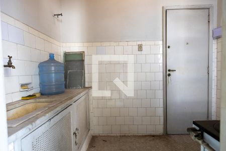 Apartamento à venda com 43m², 1 quarto e sem vaga Apartamento à venda com 43m², 1 quarto e sem vagaCozinha e Área de Serviço