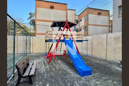 Apartamento para alugar com 103m², 3 quartos e 2 vagasÁrea comum - Playground