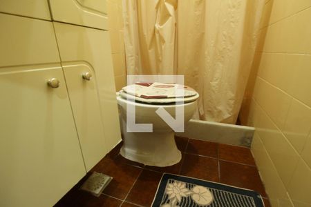 Apartamento para alugar com 103m², 3 quartos e 2 vagasBanheiro de serviço