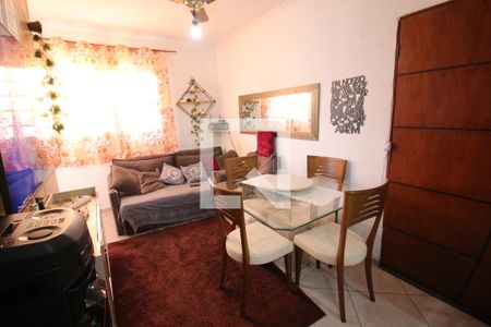 Sala de casa à venda com 2 quartos, 45m² em Padroeira, Osasco