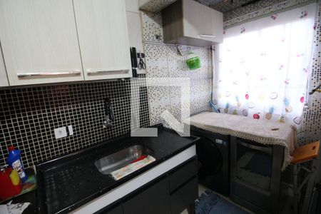 Cozinha e Área de Serviço de casa à venda com 2 quartos, 45m² em Padroeira, Osasco