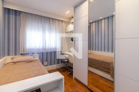 Apartamento à venda com 130m², 3 quartos e 3 vagasQuarto 