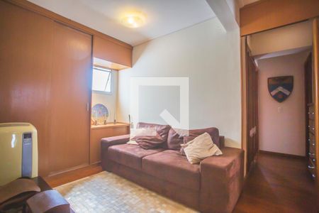 Apartamento à venda com 125m², 4 quartos e 2 vagasQuarto - Reversível