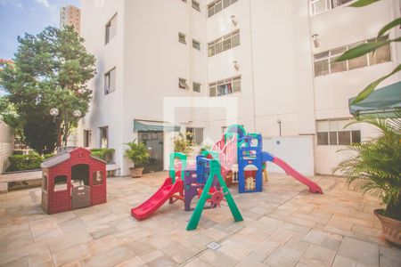Apartamento à venda com 125m², 4 quartos e 2 vagasÁrea Comum - Playground