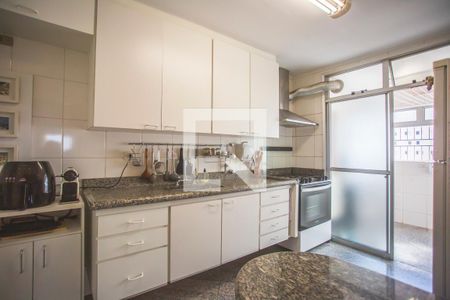 Apartamento à venda com 125m², 4 quartos e 2 vagasCozinha
