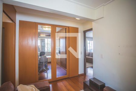 Apartamento à venda com 125m², 4 quartos e 2 vagasQuarto - Reversível