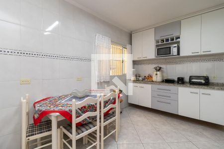 Casa à venda com 150m², 3 quartos e 2 vagasCozinha