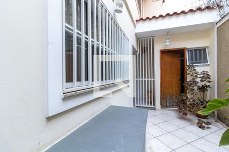 Casa à venda com 150m², 3 quartos e 2 vagasQuintal