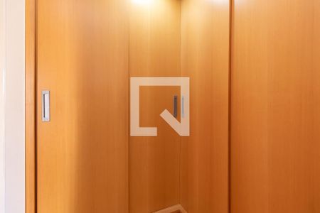 Casa à venda com 150m², 3 quartos e 2 vagasSuíte 1 - Closet