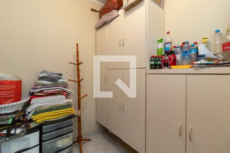 Casa à venda com 150m², 3 quartos e 2 vagasQuarto de Serviço