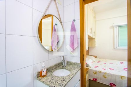 Apartamento à venda com 100m², 3 quartos e 2 vagasBanheiro do quarto 1