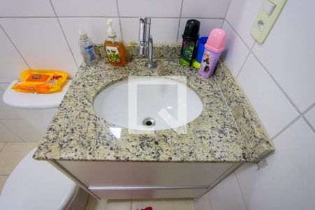 Apartamento à venda com 100m², 3 quartos e 2 vagasBanheiro social