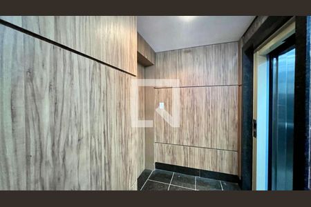 Apartamento à venda com 120m², 3 quartos e 3 vagasHall social