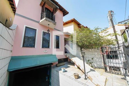 Casa à venda com 245m², 3 quartos e 7 vagasFachada