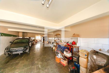 Casa à venda com 245m², 3 quartos e 7 vagasGaragem