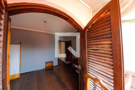 Casa à venda com 245m², 3 quartos e 7 vagasVaranda Quarto 2