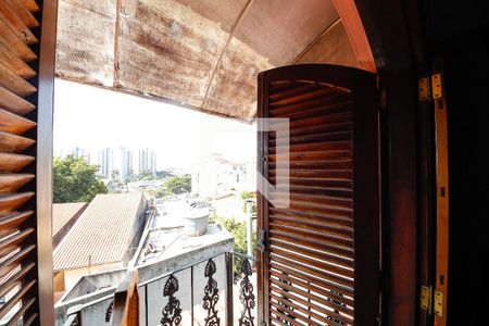 Casa à venda com 245m², 3 quartos e 7 vagasVaranda Quarto 2