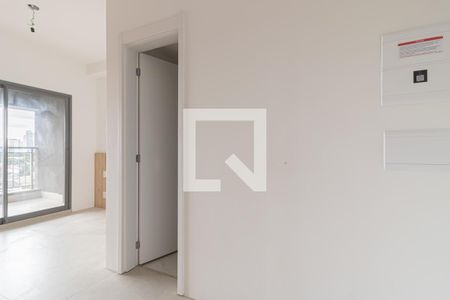 Cozinha de kitnet/studio para alugar com 1 quarto, 27m² em Indianópolis, São Paulo