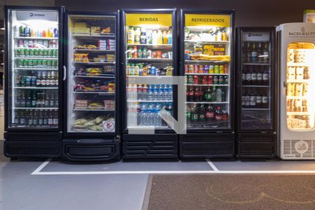 Mercadinho de kitnet/studio para alugar com 1 quarto, 27m² em Indianópolis, São Paulo
