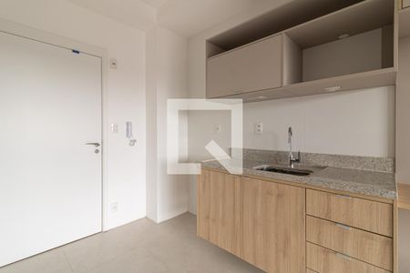 Cozinha de kitnet/studio para alugar com 1 quarto, 27m² em Indianópolis, São Paulo