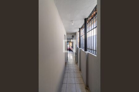 Casa à venda com 120m², 3 quartos e 2 vagasCorredor