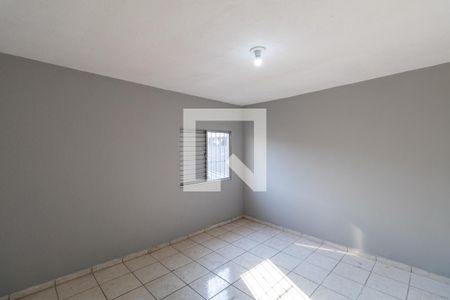 Casa à venda com 120m², 3 quartos e 2 vagasQuarto 3