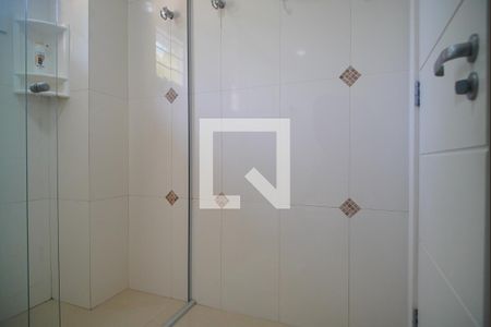 Casa à venda com 450m², 5 quartos e 4 vagasBanheiro da Suíte 2,3