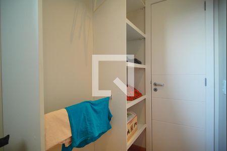 Casa à venda com 450m², 5 quartos e 4 vagasCloset da suíte 4