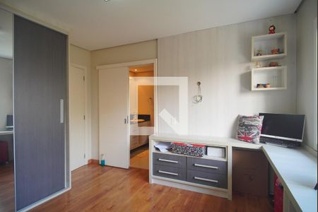 Casa à venda com 450m², 5 quartos e 4 vagasSuíte 2
