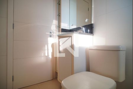 Casa à venda com 450m², 5 quartos e 4 vagasBanheiro da Suíte 4