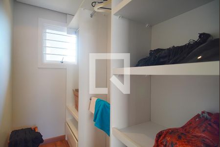 Casa à venda com 450m², 5 quartos e 4 vagasCloset da suíte 4