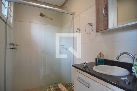 Casa à venda com 450m², 5 quartos e 4 vagasBanheiro