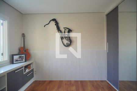 Casa à venda com 450m², 5 quartos e 4 vagasSuíte 2