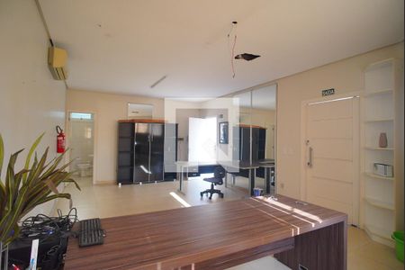 Casa à venda com 450m², 5 quartos e 4 vagasEscritório