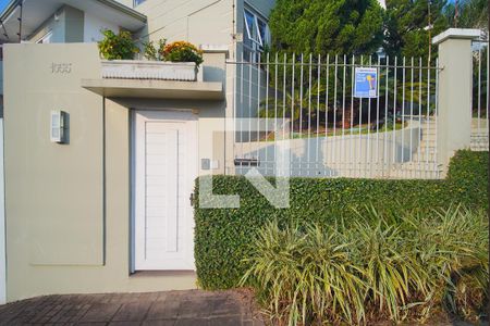 Casa à venda com 450m², 5 quartos e 4 vagasFachada