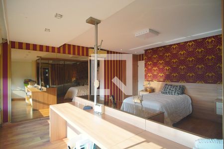 Casa à venda com 450m², 5 quartos e 4 vagasSuíte 1