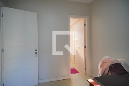 Casa à venda com 450m², 5 quartos e 4 vagasQuarto de Serviço