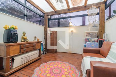 Casa à venda com 108m², 2 quartos e 1 vagaQuintal