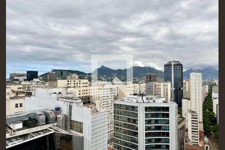 Vista de kitnet/studio à venda com 1 quarto, 32m² em Centro, Rio de Janeiro