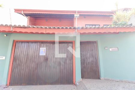 Casa à venda com 408m², 4 quartos e 2 vagasFachada