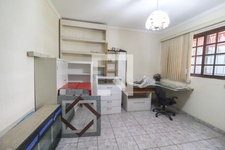 Casa à venda com 408m², 4 quartos e 2 vagasEscritório