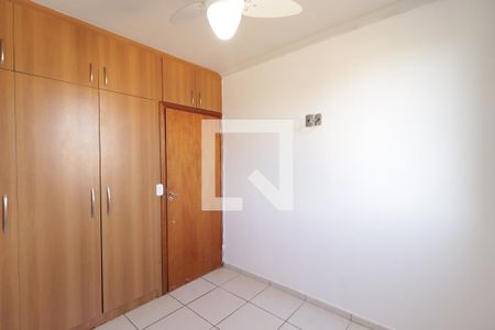 Quarto 1 de apartamento para alugar com 2 quartos, 60m² em Jardim Interlagos, Ribeirão Preto