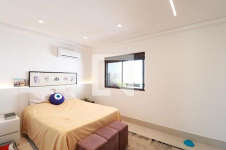 Suíte de apartamento à venda com 1 quarto, 70m² em Vila Romana, São Paulo