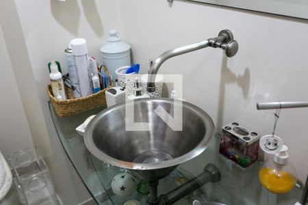 Apartamento à venda com 210m², 3 quartos e 3 vagas Apartamento à venda com 210m², 3 quartos e 3 vagasLavabo