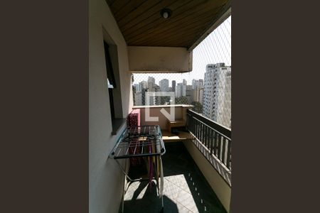 Apartamento à venda com 210m², 3 quartos e 3 vagas Apartamento à venda com 210m², 3 quartos e 3 vagassuíte 3 sacada