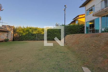 Casa de condomínio à venda com 560m², 5 quartos e 6 vagasVista/Cozinha