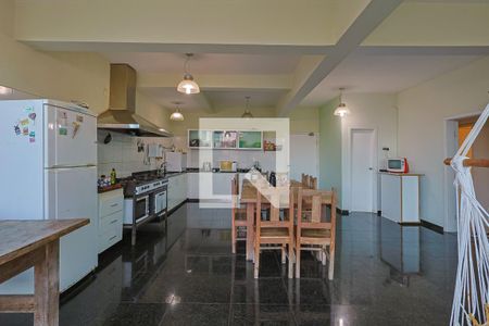 Casa de condomínio à venda com 560m², 5 quartos e 6 vagasCozinha/Copa