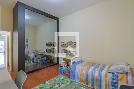 Casa de condomínio à venda com 560m², 5 quartos e 6 vagasSuíte 3